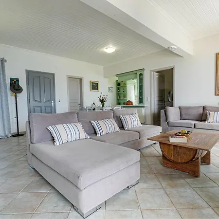 بيت للعطل Gialos House Agia Pelagia Chlomou
