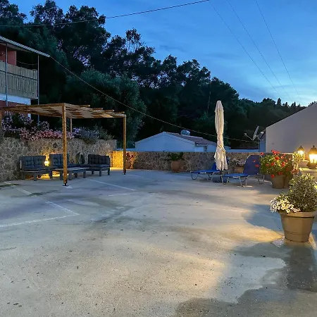 Gialos House * Agia Pelagia Chlomou