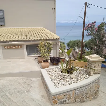 Casa de Férias Gialos House Agia Pelagia Chlomou