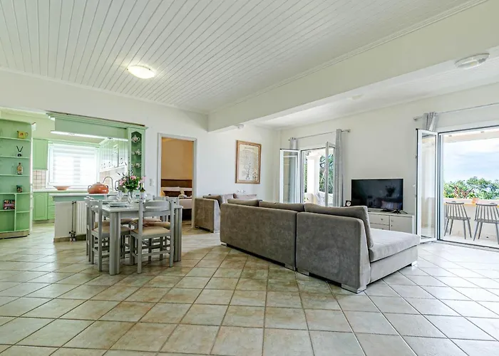 Gialos House * Agia Pelagia Chlomou